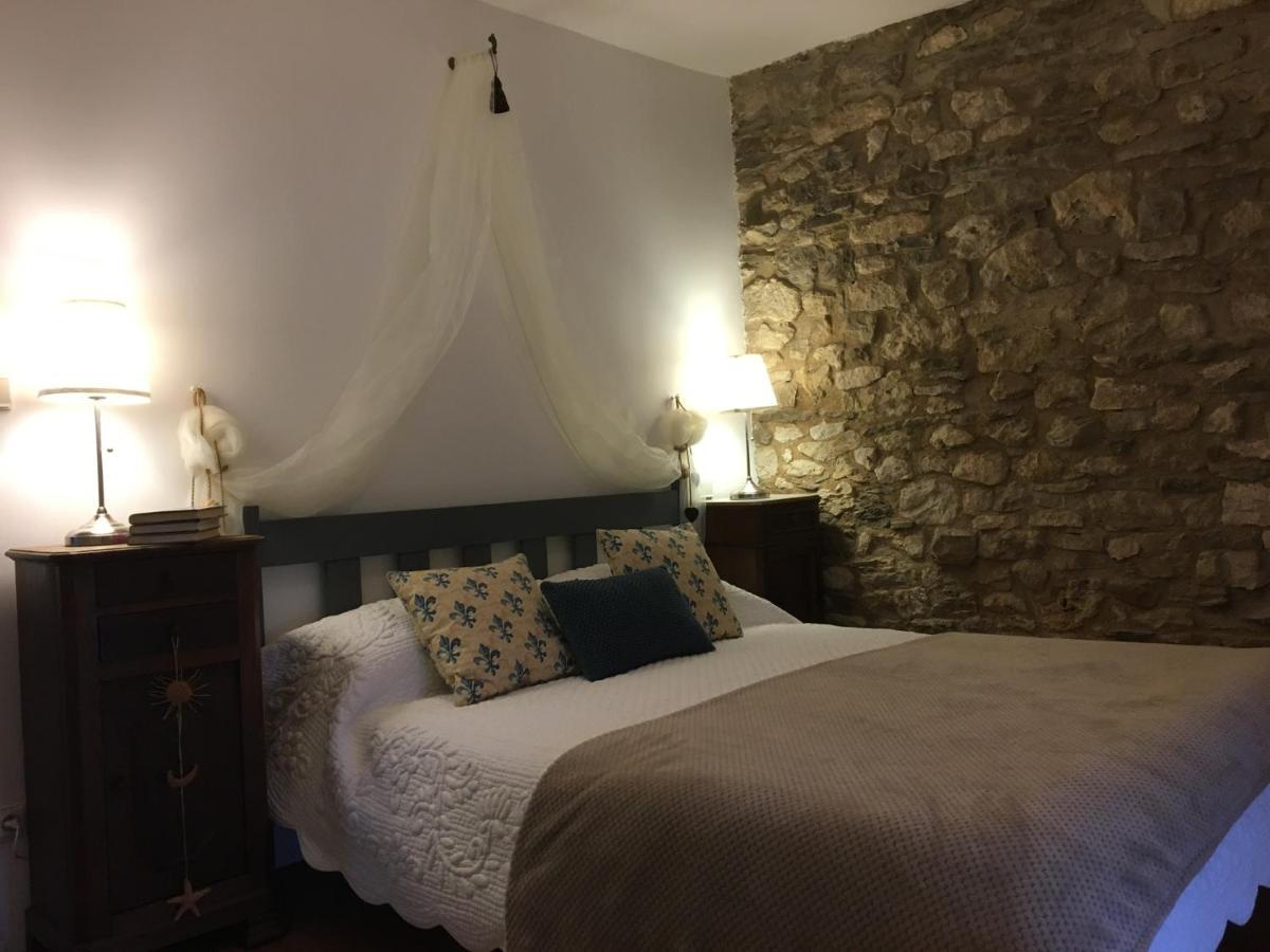 Les Gites Perard Caylus Exterior photo